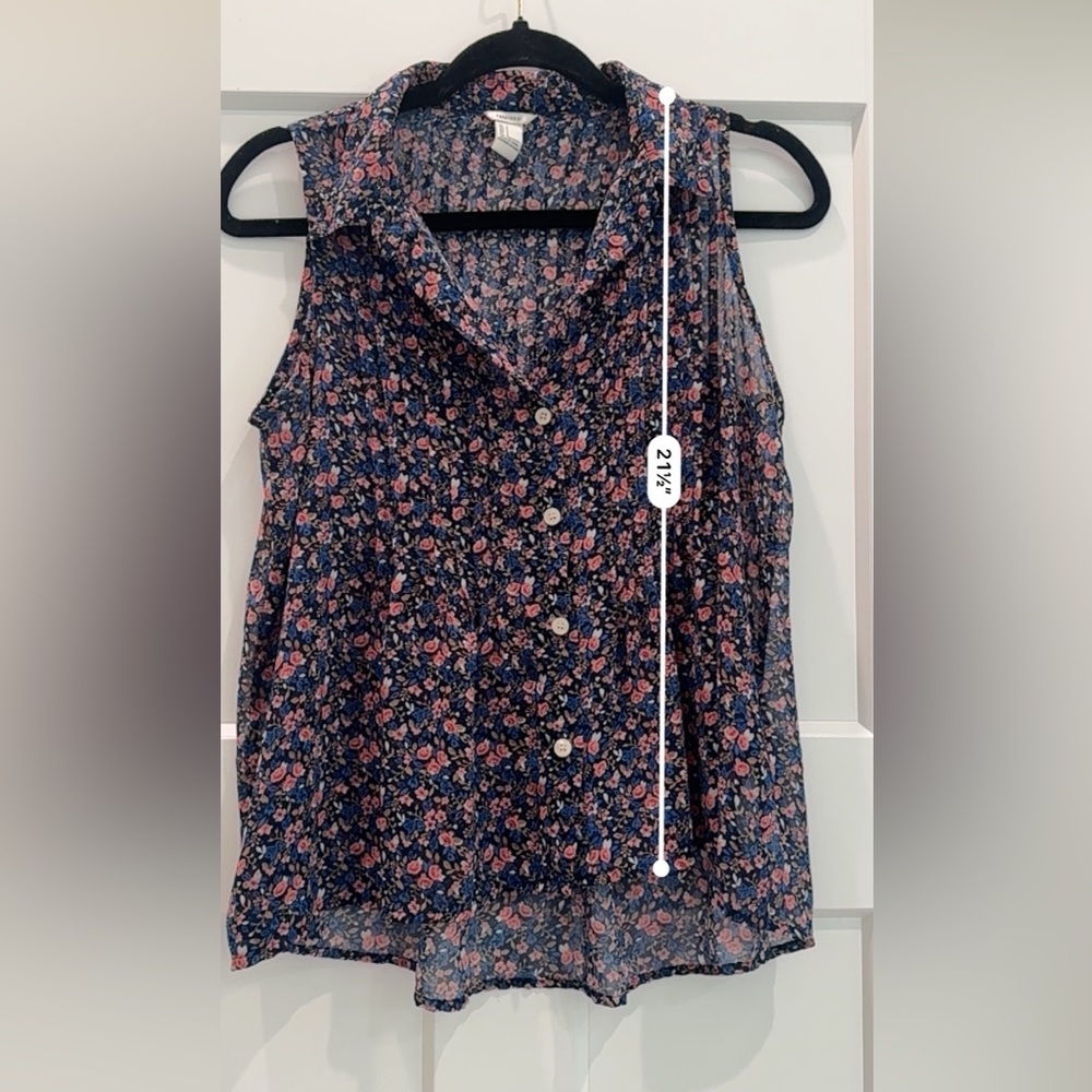 Forever 21 | Navy Floral Sleeveless Button Front Blouse- Size Small - Picture 3 of 7